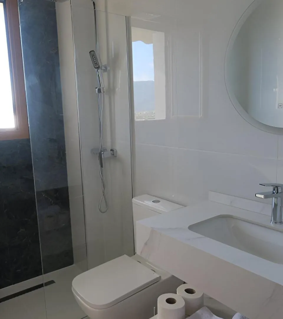 Doko Hotel Radhime 4*,